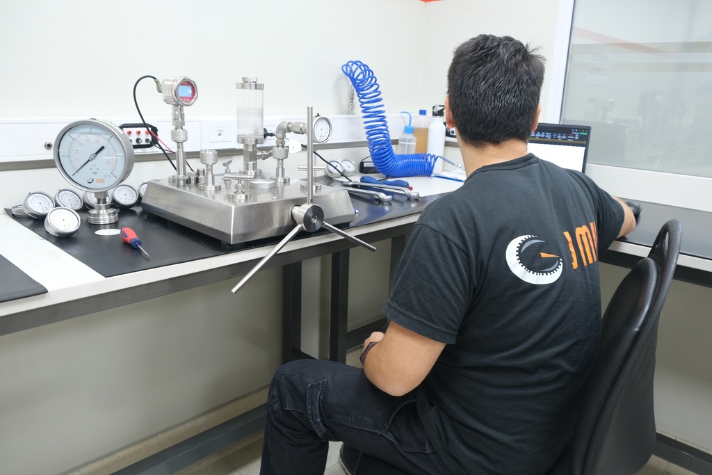 CERTIFICADO DE CALIBRACION MANÓMETROS